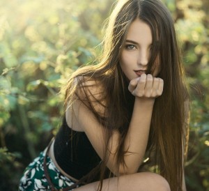 model-with-very-long-hair