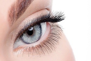 new-bottom-false-lashes-by-red-cherry-300x203